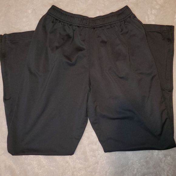 Nike sweatpants - Picture 2 of 3